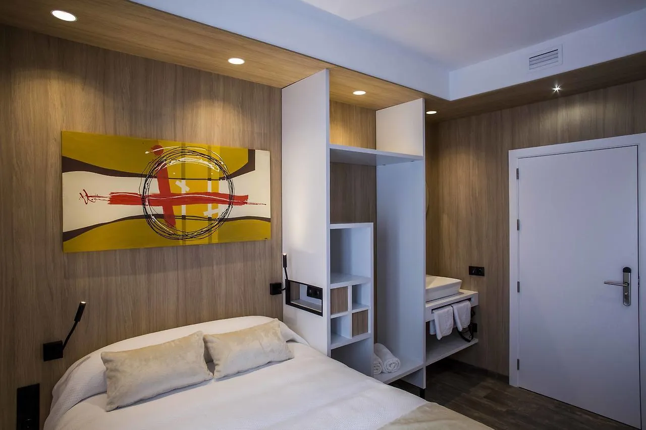 Hostal Sevilla Santa Justa - Adults Only Guest house