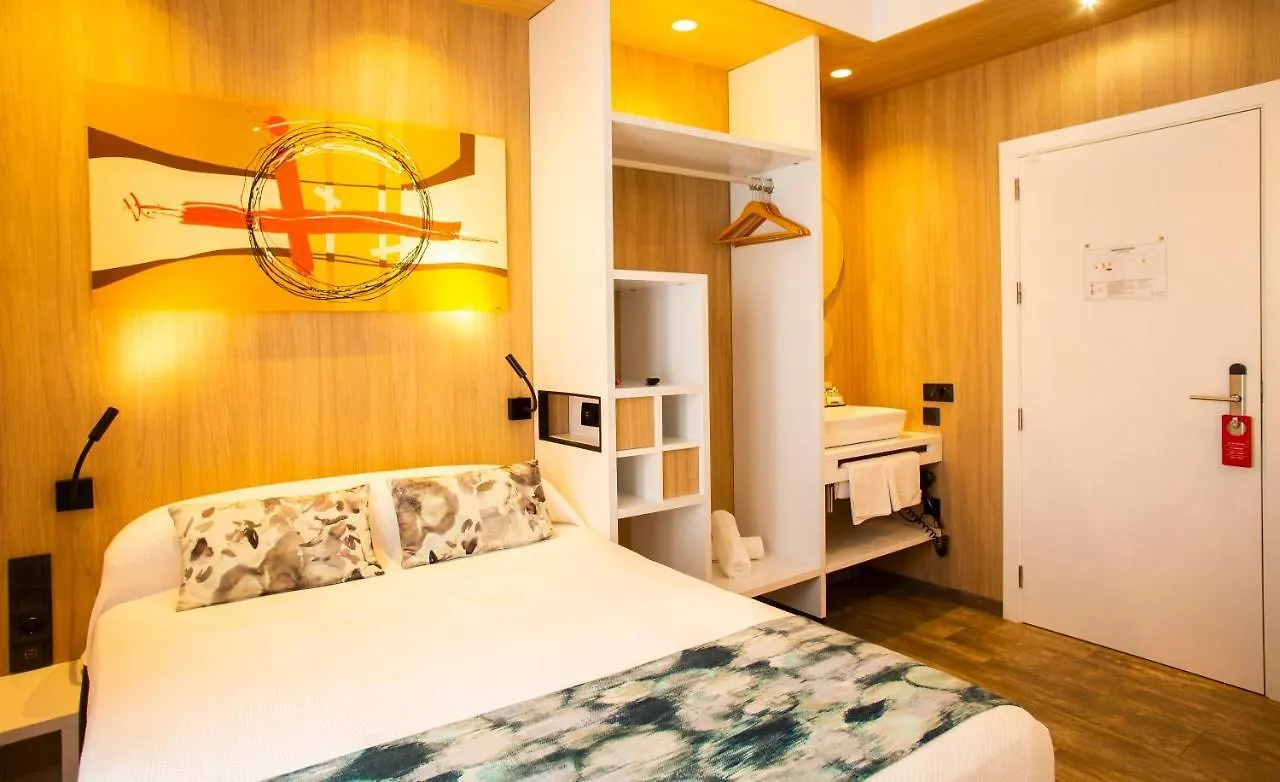 Hostal Sevilla Santa Justa - Adults Only 0*, Seville