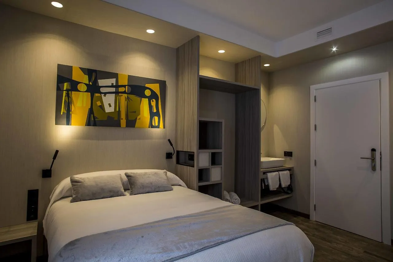 Casa de hóspedes Hostal Sevilla Santa Justa - Adults Only